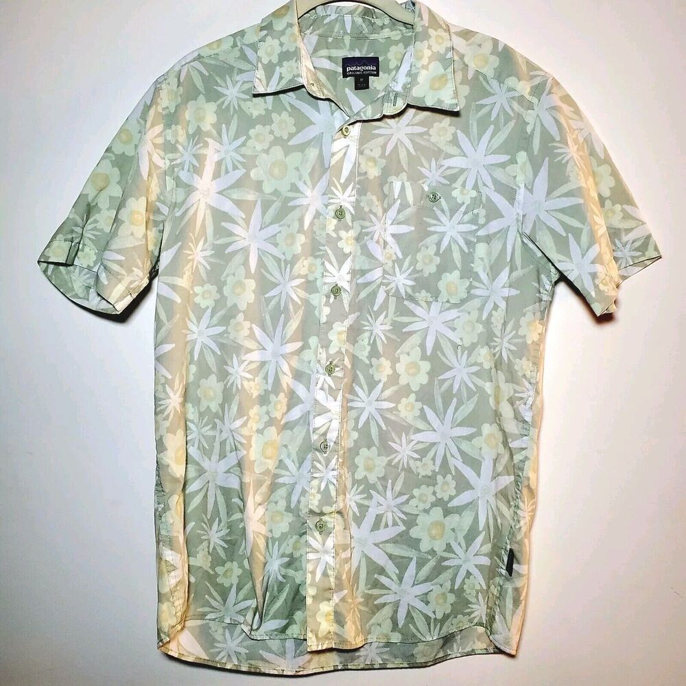Patagonia Men’s Size M Go To Shirt VOSG 52691 Organic Cotton Pale Green Floral